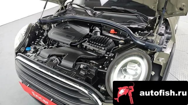 Mini Clubman Cooper Clubman 2019 года - вид 6