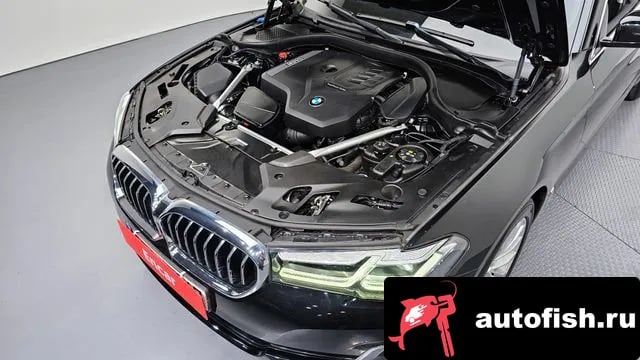 BMW 5-Series 5 Series (G30) 2023 года - вид 6