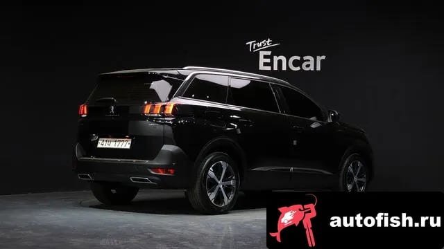 Peugeot 5008 5008 second generation 2018 года - вид 2