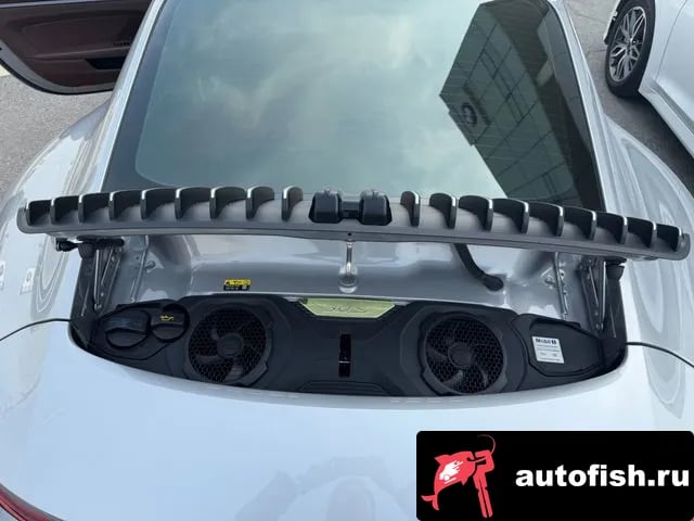 Porsche 911 911 (992) 2024 года - вид 6