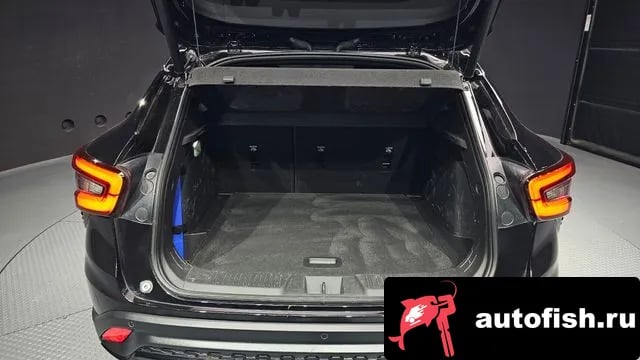 Chevrolet (GM Daewoo) Trax Trax Crossover 2023 года - похожие автомобили
