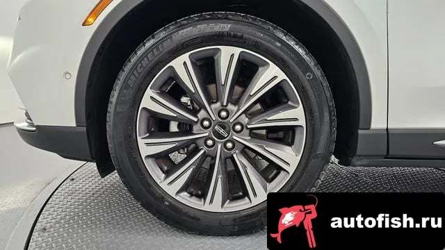 Lincoln Corsair Cosair 2022 года - вид 5