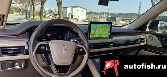 Lincoln Aviator Aviator 2nd generation 2020 года - вид 4