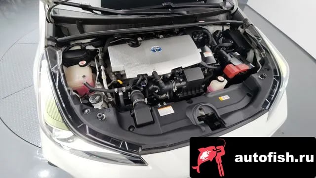 Toyota Prius Prius 4th Generation 2019 года - вид 6