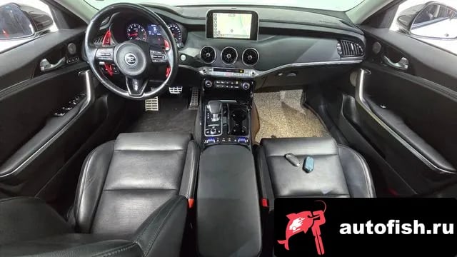 Kia Stinger Stinger 2018 года - похожие автомобили