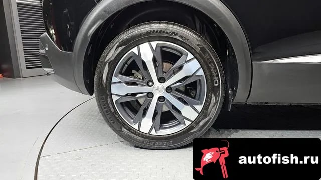 Peugeot 3008 3008 second generation 2019 года - вид 5