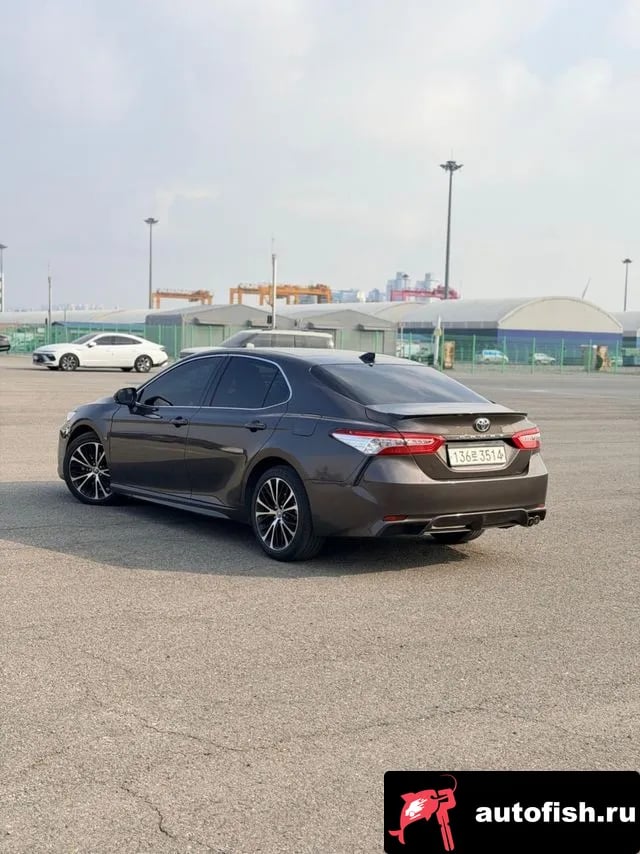 Toyota Camry Camry (XV70) 2020 года - вид 3