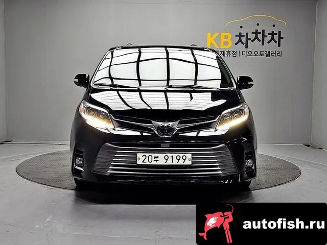 Toyota Sienna Sienna 2018 года - автомобиль из Южной Кореи