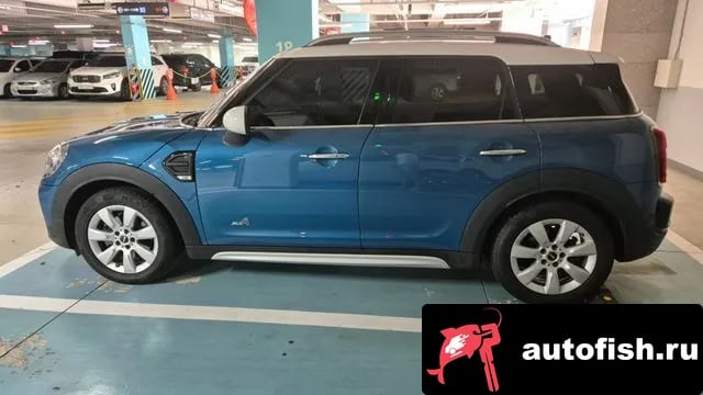 Mini Countryman Cooper D Country Man 2018 года - вид 4