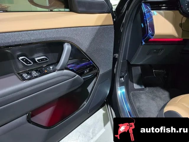 Land Rover Range Rover Sport Range Rover Sport 3rd Generation 2026 года - похожие автомобили