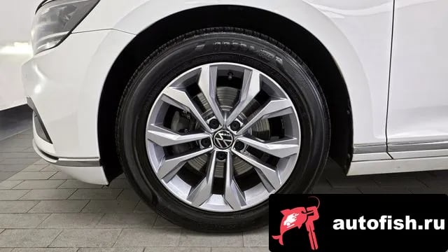 Volkswagen Passat Passat GT (B8) 2022 года - вид 5