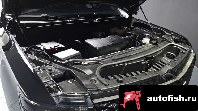 Cadillac Escalade Escalade 5th Generation 2025 года - похожие автомобили