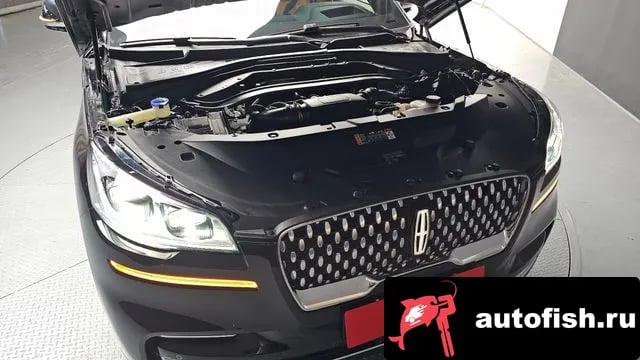 Lincoln Aviator Aviator 2nd generation 2021 года - вид 6