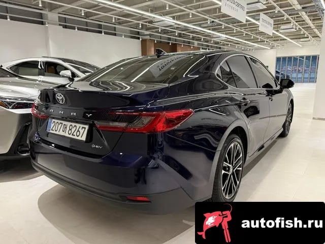 Toyota Camry Camry (XV80) 2025 года - вид 2