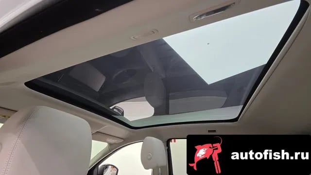 Jaguar E-PACE E-PACE 2018 года - похожие автомобили