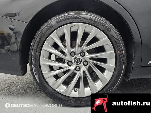 Lexus ES ES300h 7th generation 2019 года - вид 5