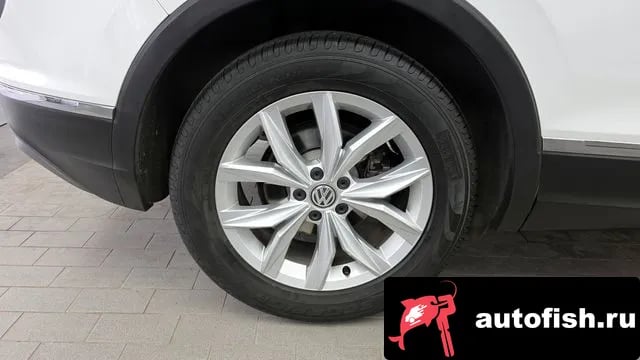 Volkswagen Tiguan Tiguan second Generation 2020 года - вид 5