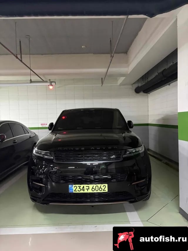 Land Rover Range Rover Sport Range Rover Sport 3rd Generation 2026 года - вид 1