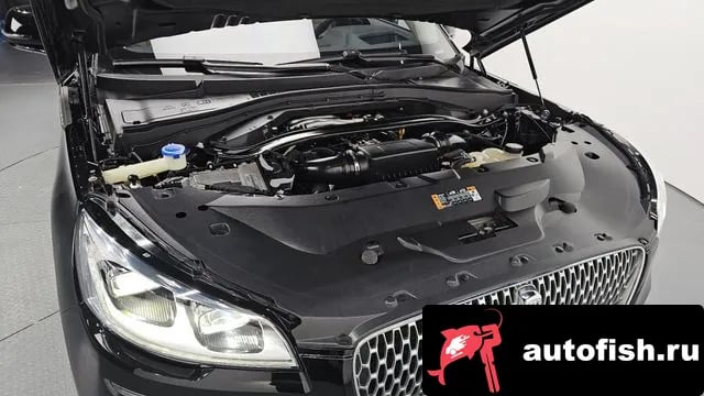 Lincoln Aviator Aviator 2nd generation 2021 года - вид 6