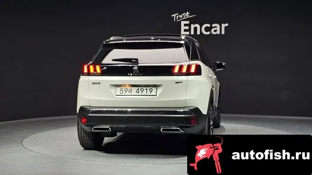 Peugeot 3008 3008 second generation 2018 года - вид 4