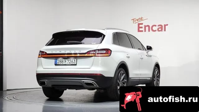 Lincoln Nautilus Nautilus First generation 2022 года - вид 2