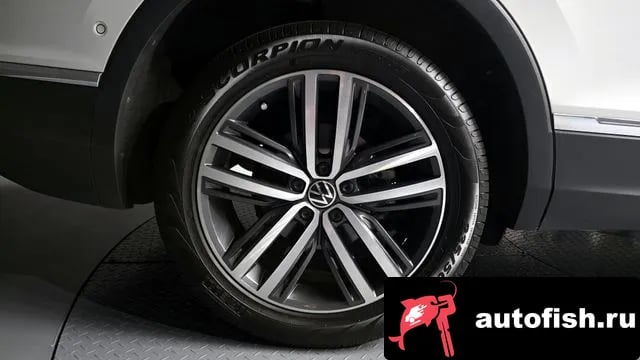 Volkswagen Tiguan Tiguan Allspace 2024 года - похожие автомобили