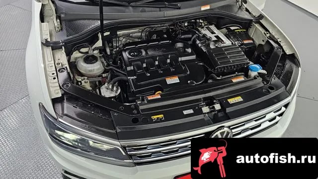 Volkswagen Tiguan Tiguan second Generation 2018 года - вид 6