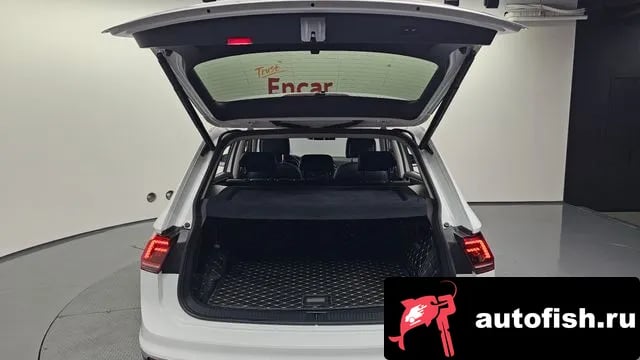 Volkswagen Tiguan Tiguan second Generation 2018 года - похожие автомобили