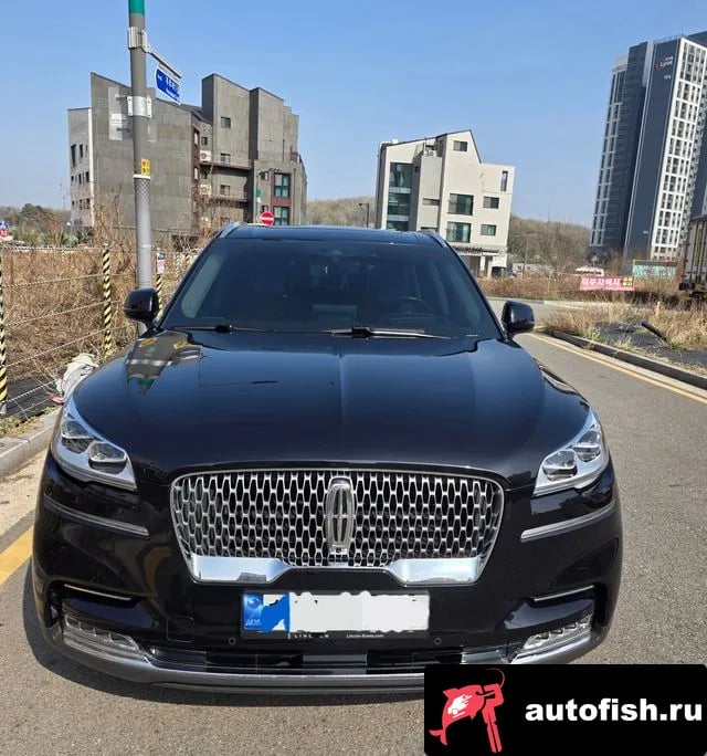Lincoln Aviator Aviator 2nd generation 2022 года - вид 3