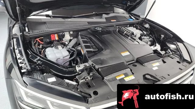 Volkswagen Touareg Tuareg 3rd generation 2025 года - вид 6