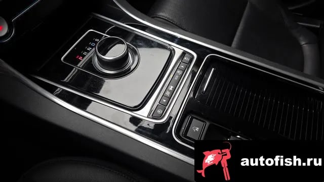 Jaguar XF XF (X260) 2018 года - похожие автомобили