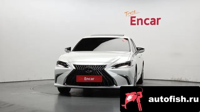 Lexus ES ES300h 7th generation 2024 года - вид 3