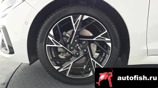 Kia K5 The New K5 Hybrid 3rd generation 2024 года - вид 4