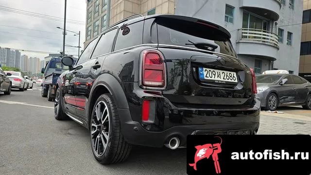 Mini Countryman Cooper S Country Man 2022 года - вид 4