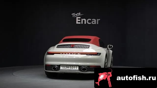 Porsche 911 911 (992) 2020 года - вид 4