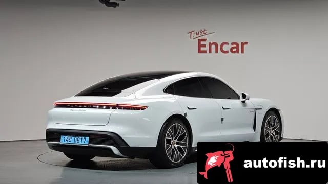 Porsche Taycan Taikan 2021 года - вид 1