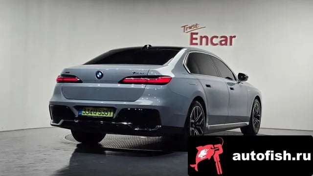 BMW 7-Series 7 Series (G70) 2025 года - вид 2