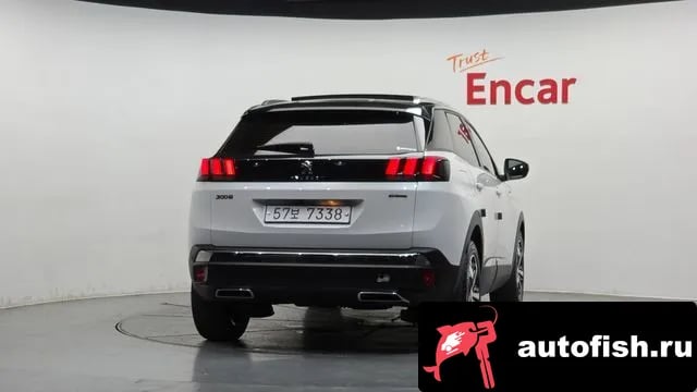 Peugeot 3008 3008 second generation 2018 года - вид 4