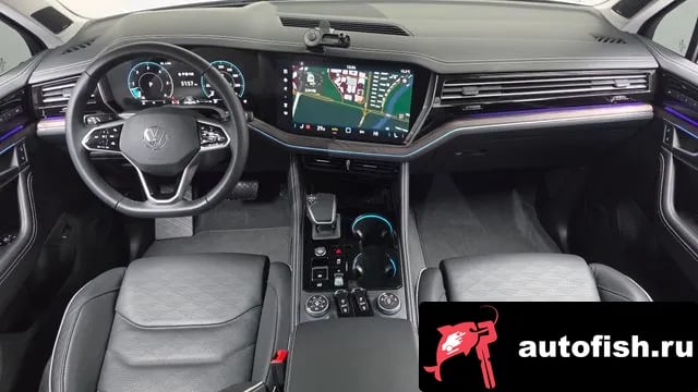 Volkswagen Touareg Tuareg 3rd generation 2024 года - похожие автомобили