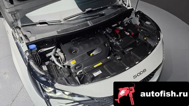Peugeot 5008 5008 second generation 2023 года - вид 6