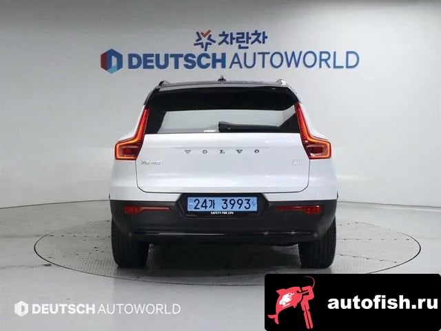 Volvo XC40 XC40 Richards 2024 года - вид 4