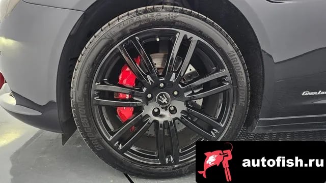 Maserati Quattroporte Quattroporte 2018 года - вид 5