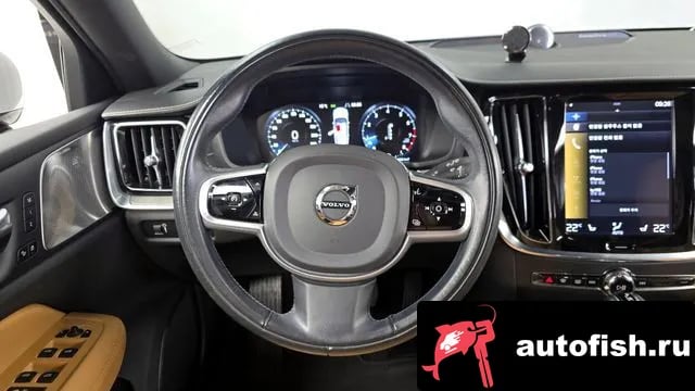 Volvo V60 V60 Cross-country 2nd Generation 2020 года - похожие автомобили