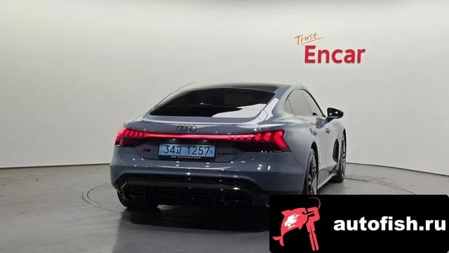 Audi RS e-tron GT RS e-Tron GT 2023 года - вид 4
