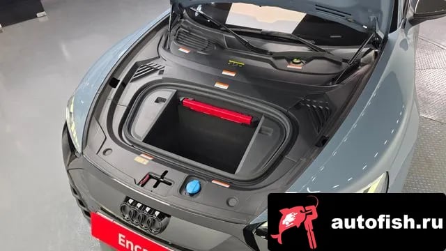 Audi RS e-tron GT RS e-Tron GT 2023 года - вид 6