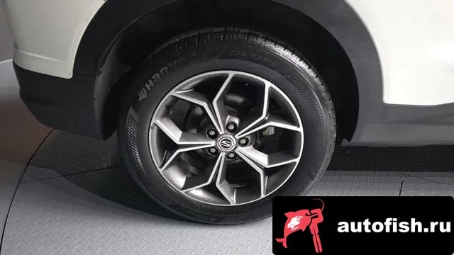 KG Mobility (Ssangyong) KORANDO Beautiful Korando 2021 года - похожие автомобили