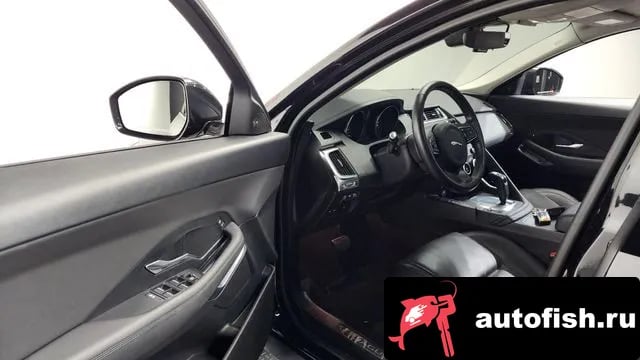 Jaguar E-PACE E-PACE 2018 года - похожие автомобили