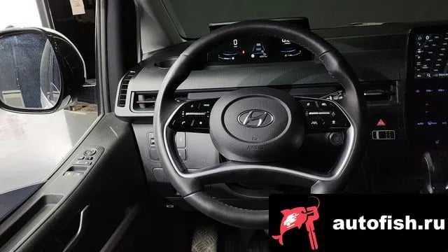 Hyundai Staria Staria 2022 года - похожие автомобили
