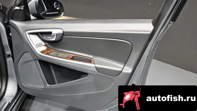 Volvo S60 S60 2018 года - похожие автомобили