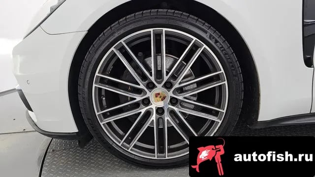 Porsche Panamera Panamera (971) 2018 года - вид 4